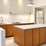 A Bright Parisian Loft In The Heart Of The 17th Arrondissement * パリ