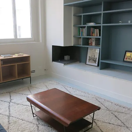 Apartmán A Bright Parisian Loft In The Heart Of The 17th Arrondissement *