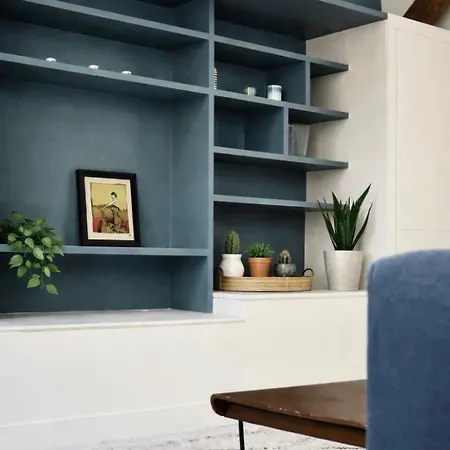 A Bright Parisian Loft In The Heart Of The 17th Arrondissement *