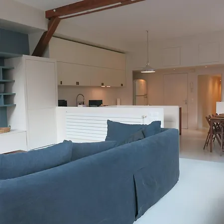 Apartmán A Bright Parisian Loft In The Heart Of The 17th Arrondissement *
