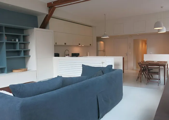 Apartmán A Bright Parisian Loft In The Heart Of The 17th Arrondissement *