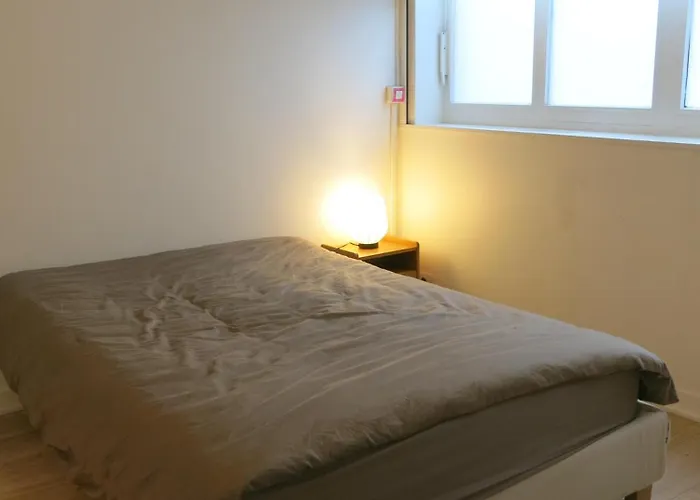 A Bright Parisian Loft In The Heart Of The 17th Arrondissement * Paříž